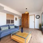 Open Sky Terrace Lage 1 Bdr & Parking Διαμέρισμα