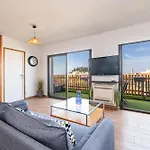 Open Sky Terrace Lage 1 Bdr & Parking Διαμέρισμα *