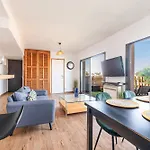 Open Sky Terrace Lage 1 Bdr & Parking Διαμέρισμα