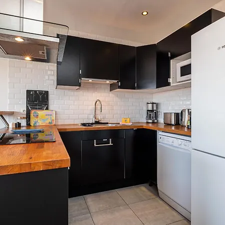 Open Sky Terrace Lage 1 Bdr & Parking Apartment Nice