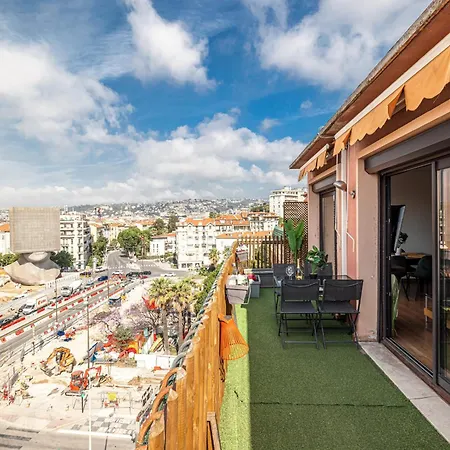 Open Sky Terrace Lage 1 Bdr & Parking
