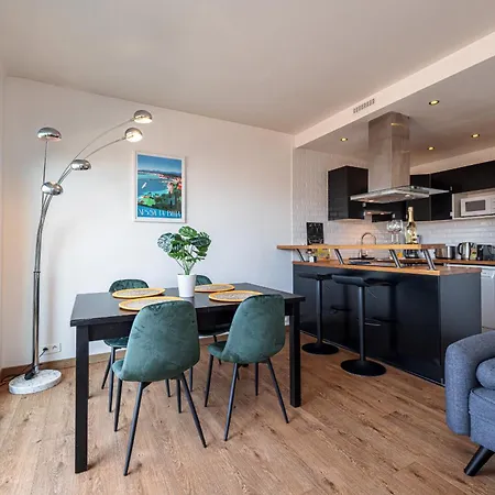 Open Sky Terrace Lage 1 Bdr & Parking Nice