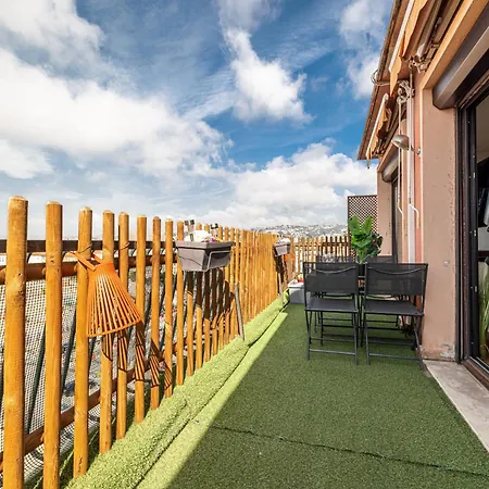 Open Sky Terrace Lage 1 Bdr & Parking شقة نيس