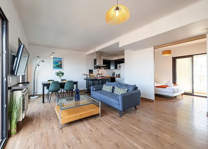 Open Sky Terrace Lage 1 Bdr & Parking * نيس