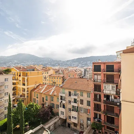 아파트 Open Sky Terrace Lage 1 Bdr & Parking *