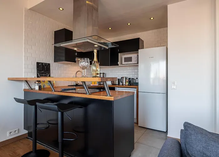 Apartment Open Sky Terrace Lage 1 Bdr&parking